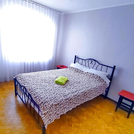 Apartment Chisinau Bagian luar foto